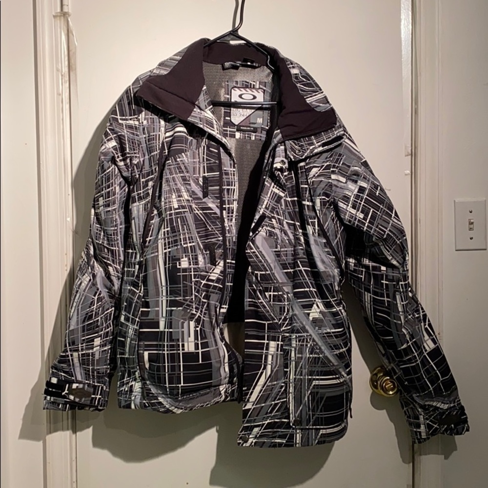 Oakley Men’s Medium Snowboarding Jacket